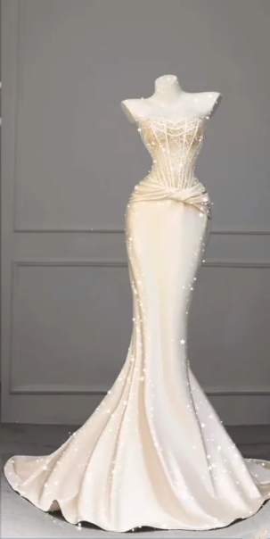 Champagne Strapless Fitted-Waist Slim-Fit Hip-Hugging Mermaid-Length Prom Dress R6517