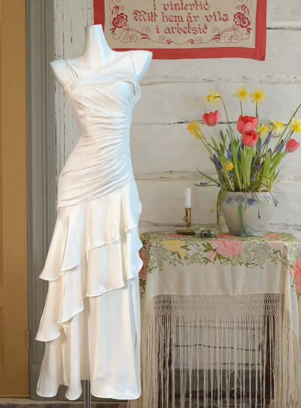 Light-colored suspender satin pleated waist slim ruffled skirt long dress, ball gown R6239