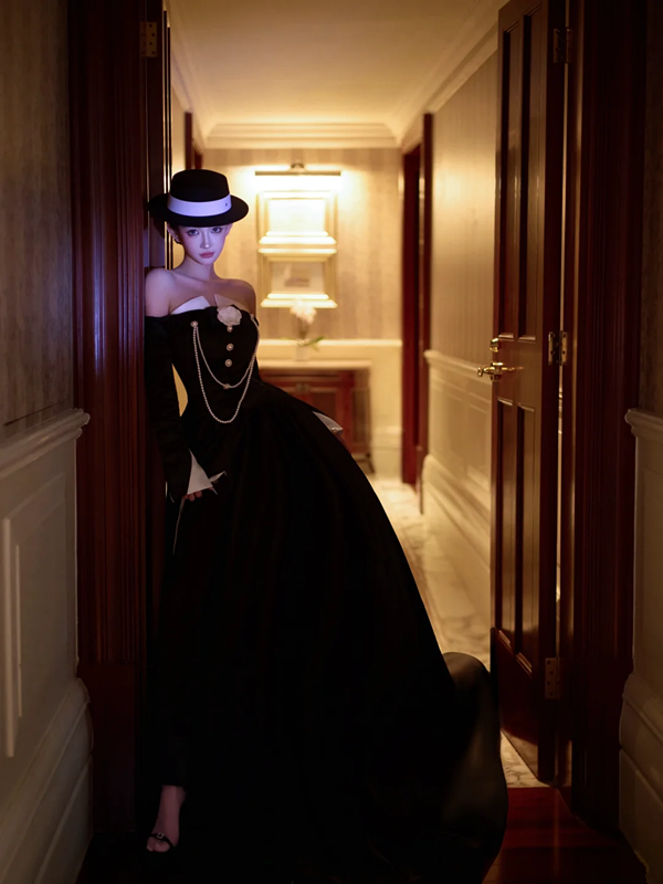 Black off-the-shoulder fitted long ball gown with a flared skirt and elegant silhouette R7079