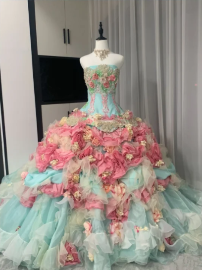 Fresh and elegant strapless, fitted waist, princess-style long ball gown with a full skirt R6481