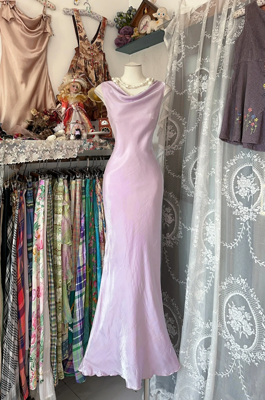 Light purple satin long mermaid ball gown with a slim waist and a round neckline R6202