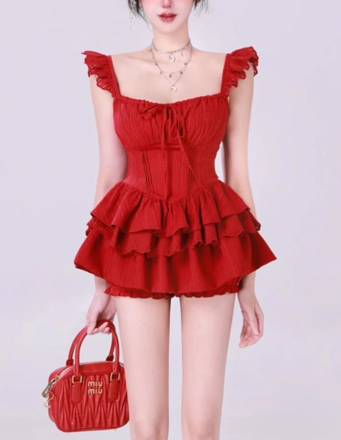 Sweet and spicy design suspender top 2025 pure desire style half-length pants skirt suit R1054