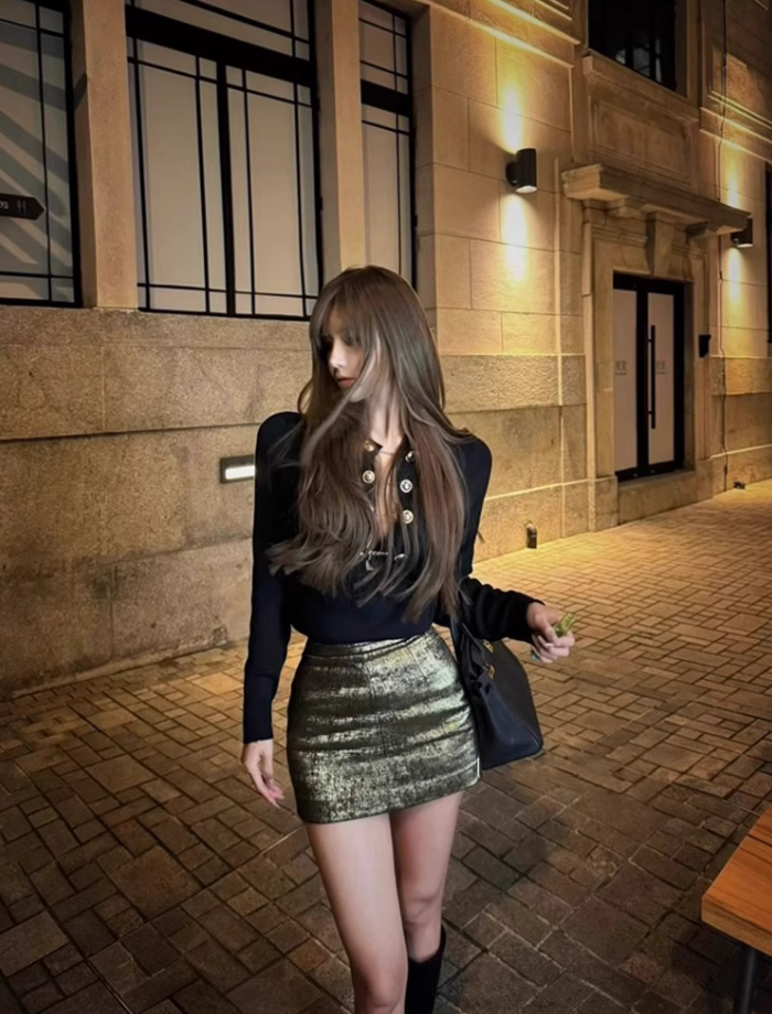 Sexy hot girl hollow chain button knitted top 2025 temperament lady hip skirt suit R1121