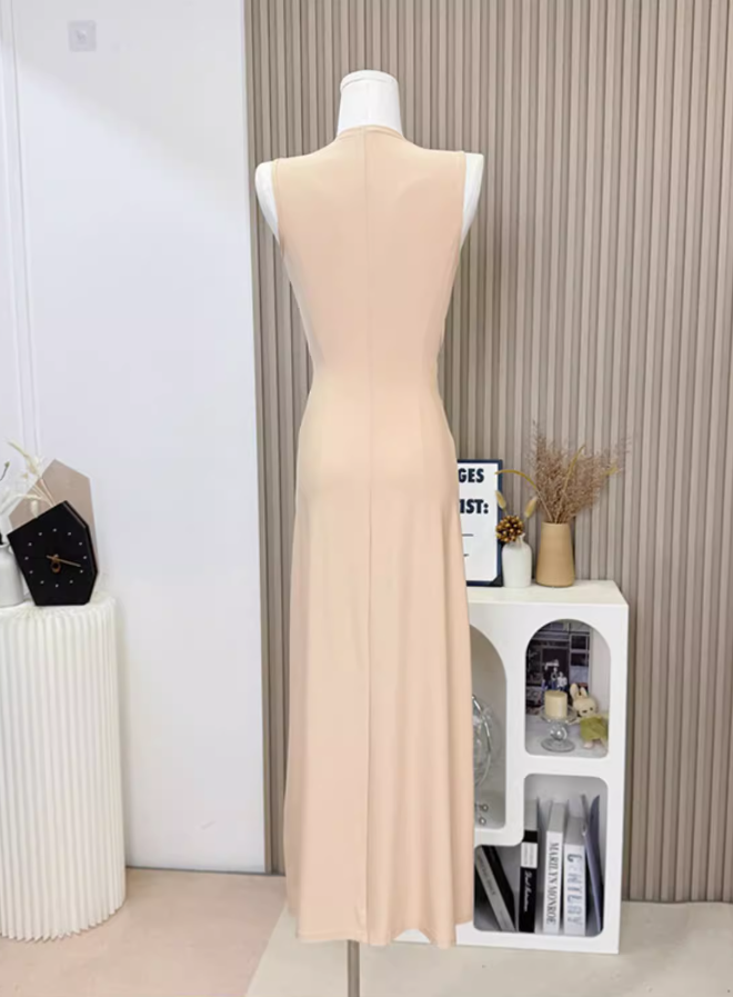 Relaxed dress sleeveless elastic light skin breathable fabric long dress R0295