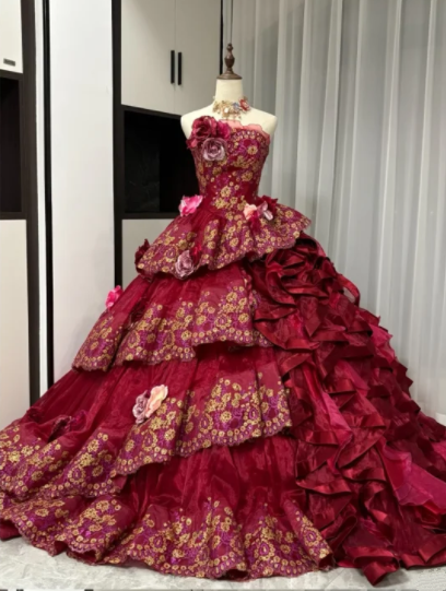 Deep red strapless, fitted waist, classic floral print, flared skirt ball gown R6483