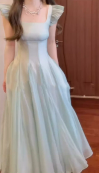 French long skirt new style seaside vacation gentle style temperament waist A-line dress R0472