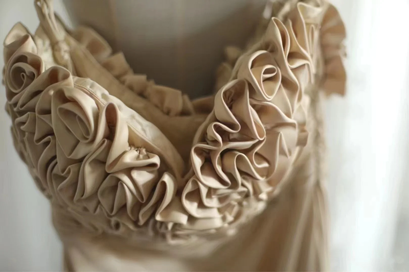 Champagne-colored halter-neck floral neckline satin long ball gown R6842