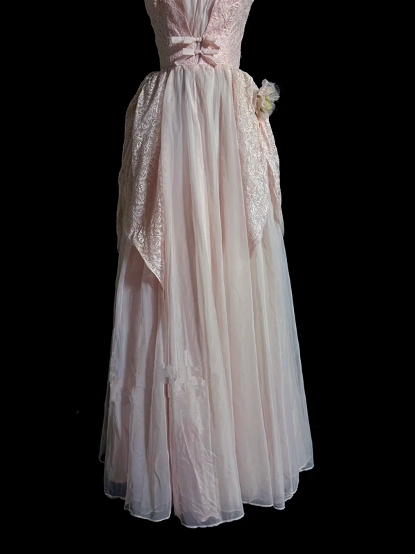 Light pink strapless fitted waist elegant long ball gown R6648