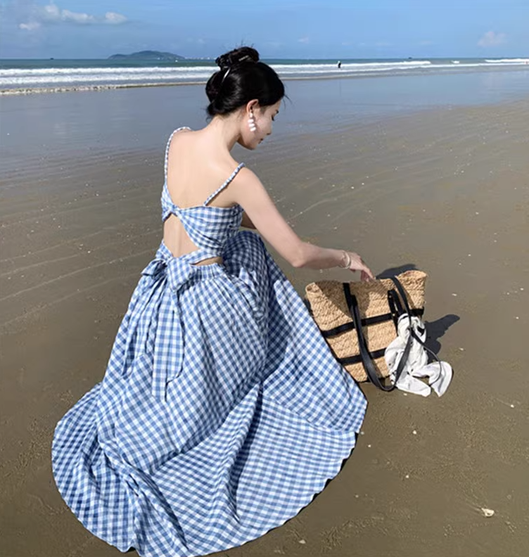 Blue and white plaid backless camisole new high waist swing skirt suit two piece set R0199