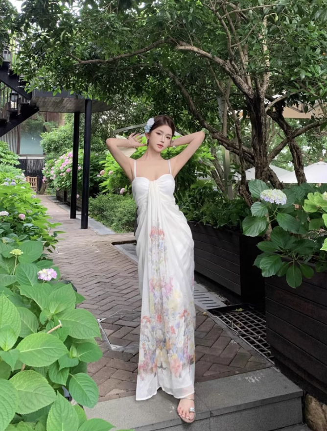 Sexy tube top suspender dress temperament floral long skirt R0542