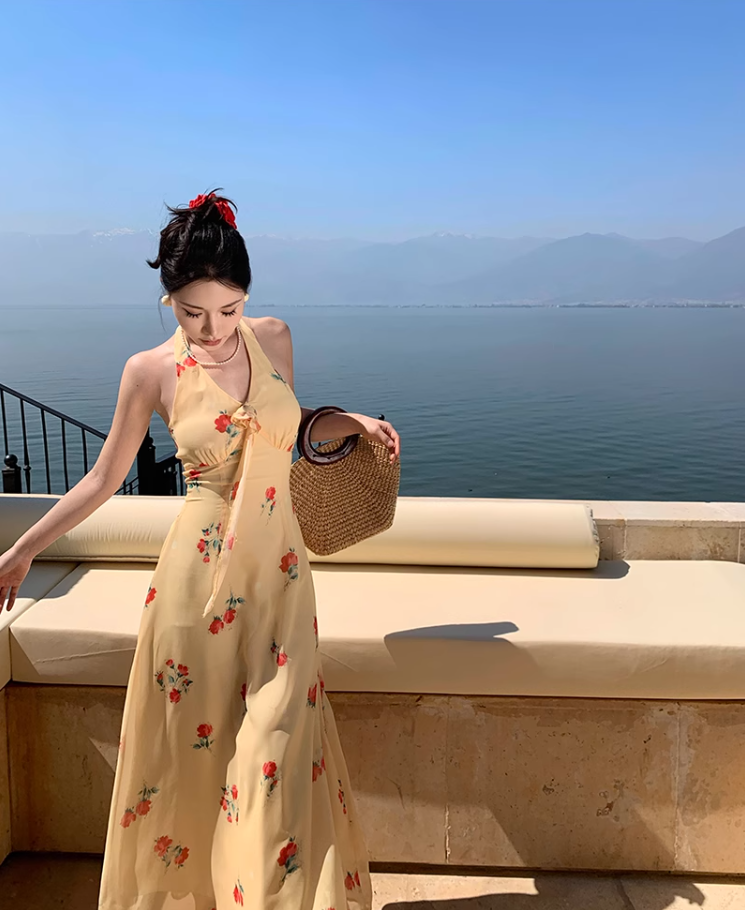 Gentle temperament halter neck floral dress beautiful waist backless A-line long skirt R0740