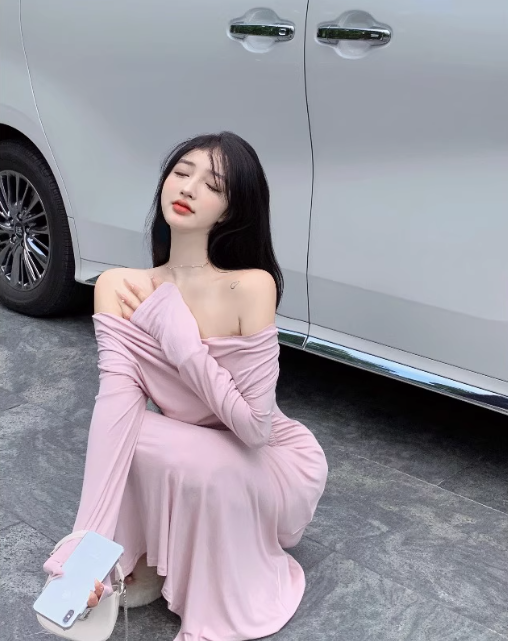 French style one-shoulder dress, elegant waist, long sleeves, off-shoulder, gentle hip-wrapped long dress R1559