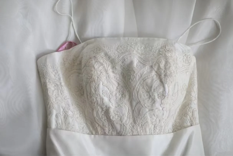 White halter-neck fitted A-line long ball gown R6804