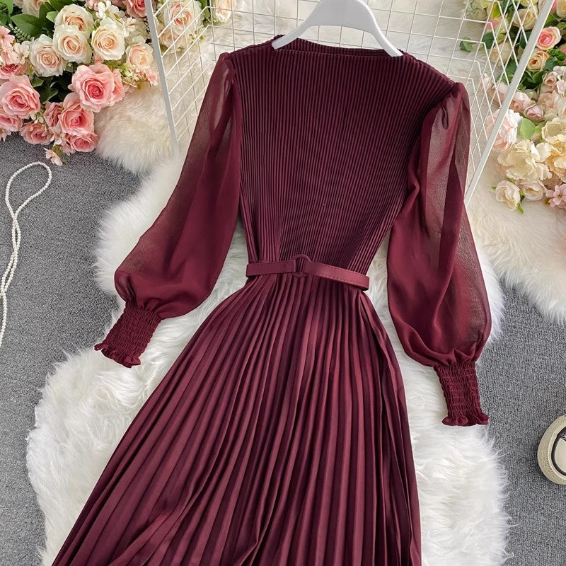 round-neck dress new solid color pleated long skirt S3914