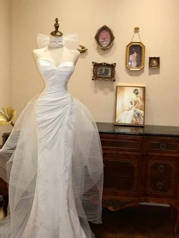 White strapless, fitted waist, bodycon mermaid long wedding dress R6569