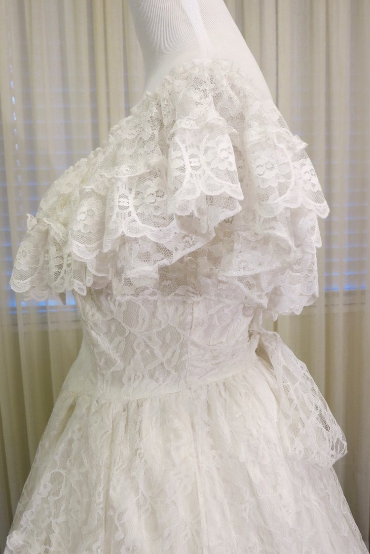 Vintage Off Shoulder Lace Wedding Dress Modest Princess Bridal Gown S7094