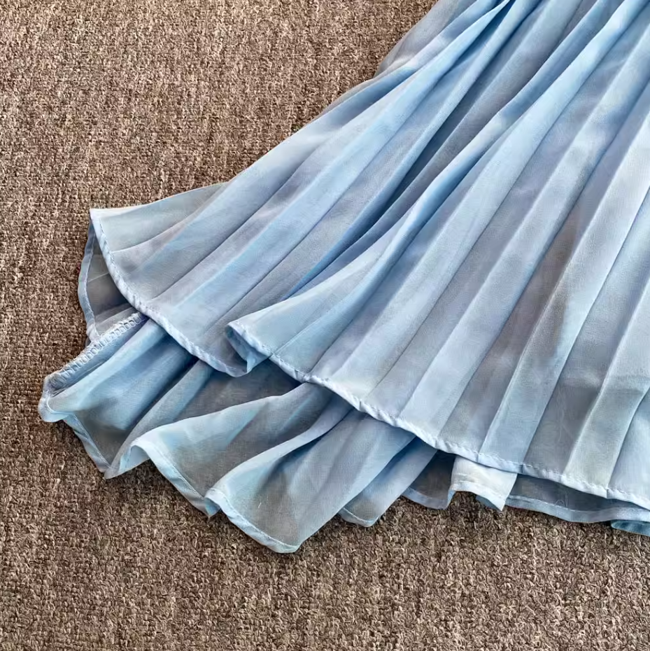 New French retro diamond round neck loose long trumpet sleeve pleated dress R0311