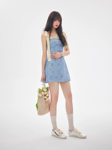 French-Style Floral Print Sundress With A Fitted Waist R9375