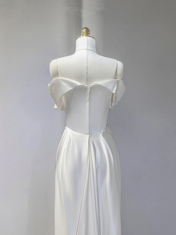 White off-the-shoulder fitted waist sexy long ball gown/bridal dress R9036