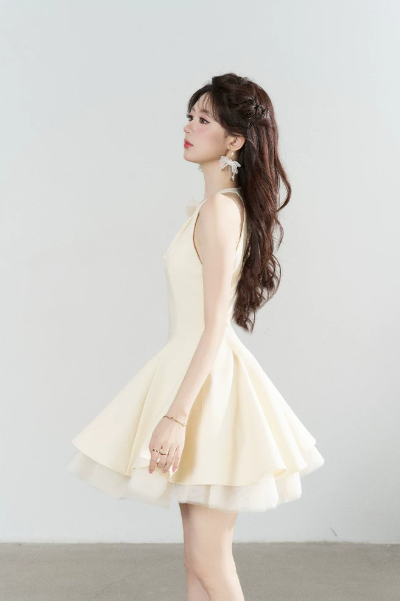 Women's White Halter Neck Mini Dress, Elegant 3D Flower Tiered Tulle Party Dress R9325