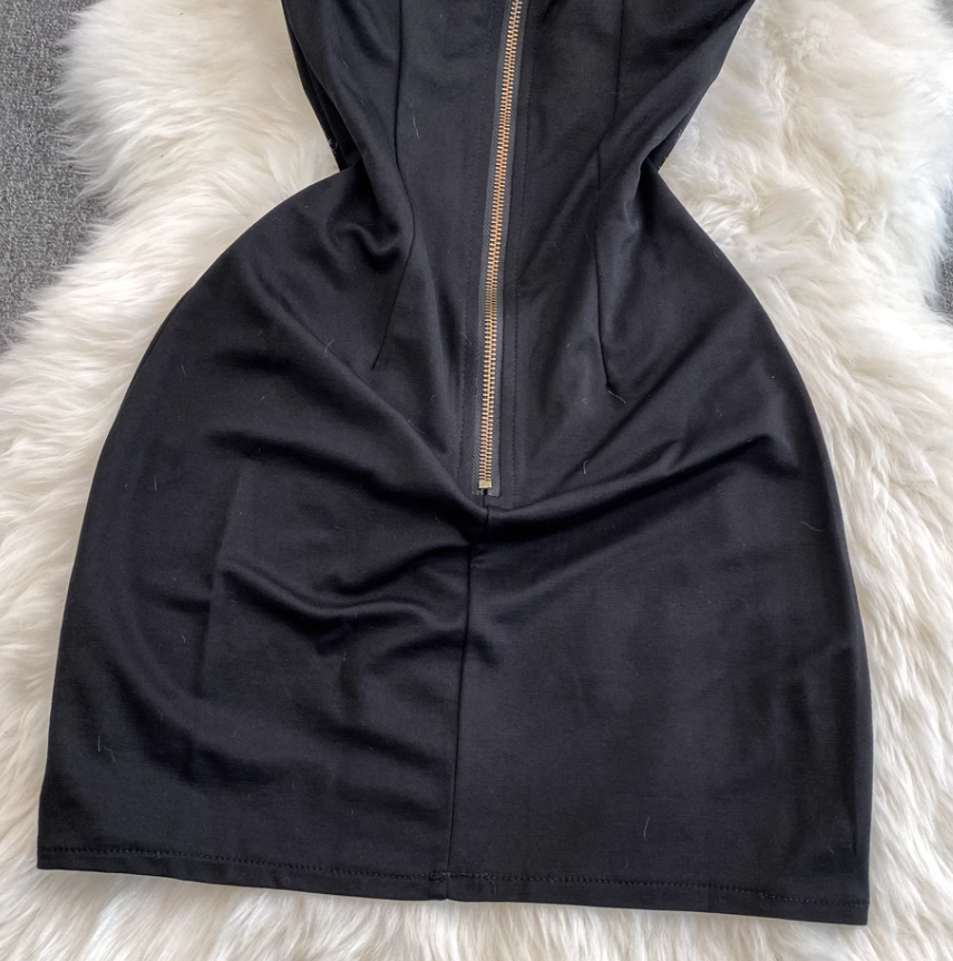 Black heavy ironing halter neck dress for women, slim fit, pure and sexy girl, short skirt R0384