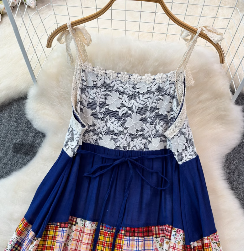 2025 dress dopamine vintage floral plaid art splicing temperament holiday suspender long skirt R0371