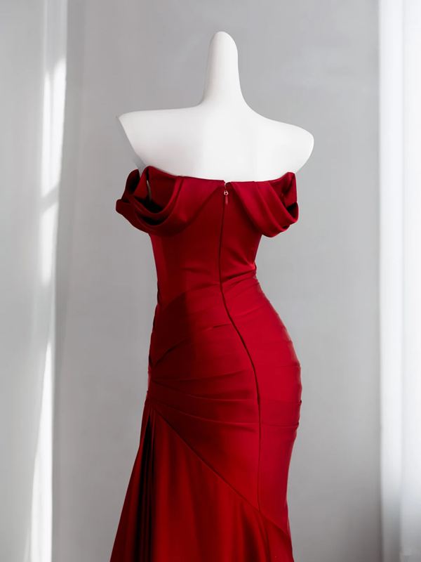 Red off-the-shoulder fitted long ball gown/bridal dress R8857