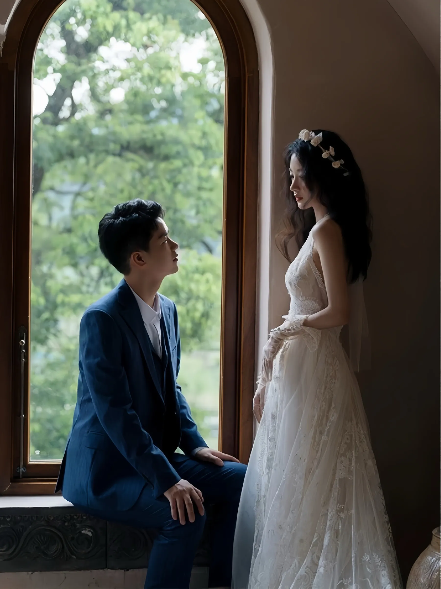 wedding dress lace followers deep v neck floor length wedding gown S5431