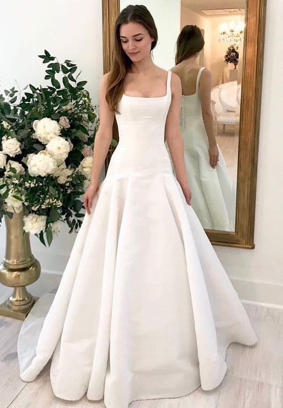 Sexy Backless Square Neck Wedding Dress Simple Wedding Dress S5104