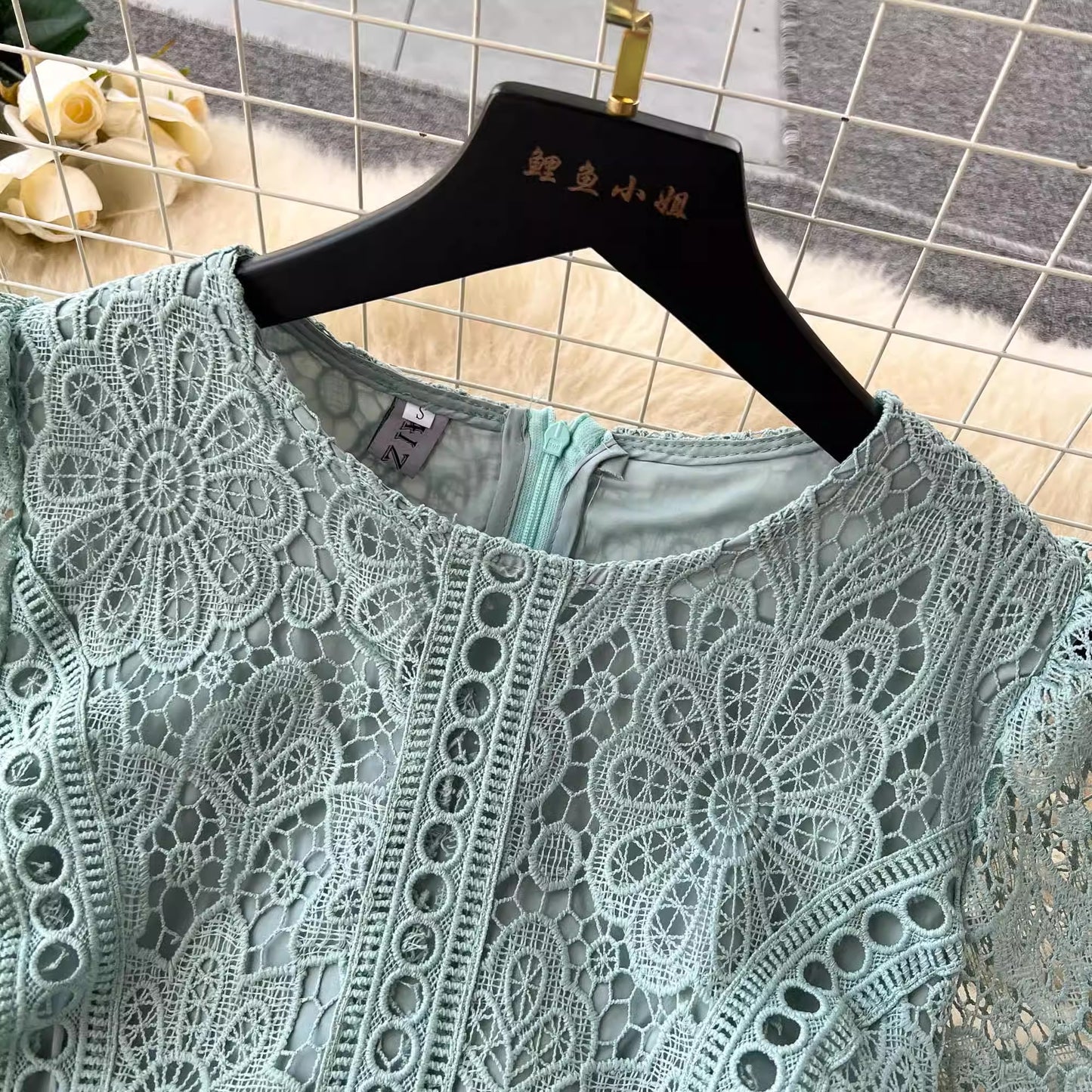 round neck ruffle sleeve lace dress women's new elegant long skirt S4554