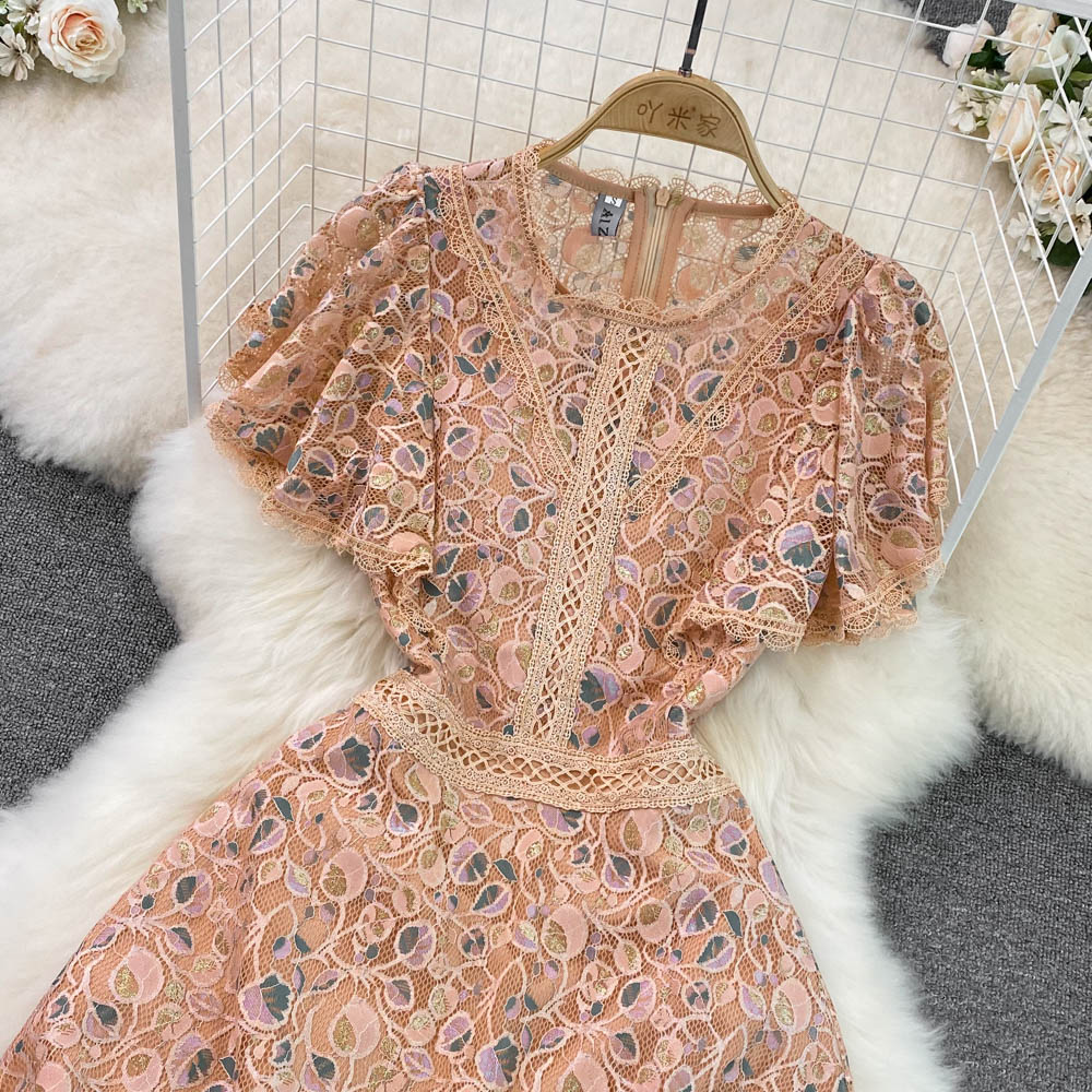 Retro Court Style Round Neck Flying Sleeve A-line Lace Dress S4460