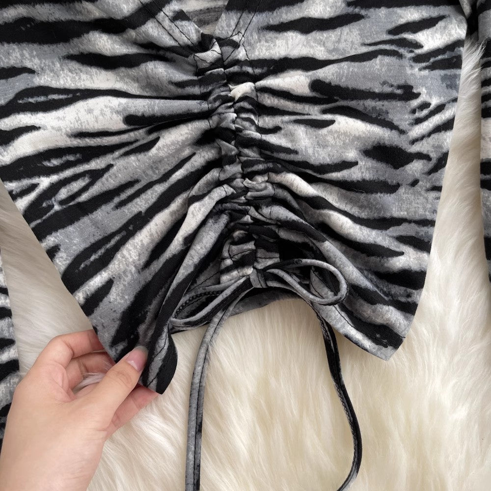 ins retro short top women's new leopard print V-neck pleated long-sleeved T-shirt S4568