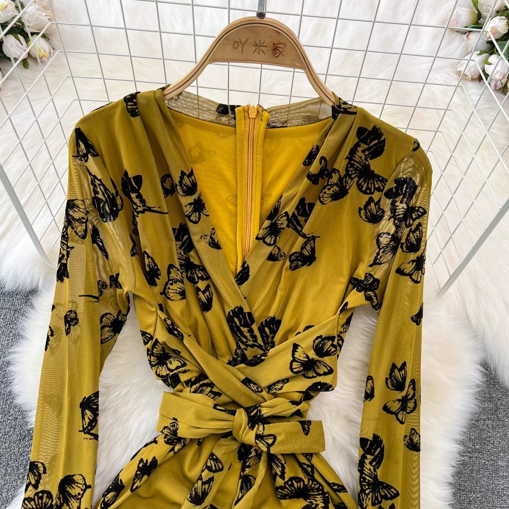 Fashionable long-sleeved V-neck mid-length A-line printed dress S4114
