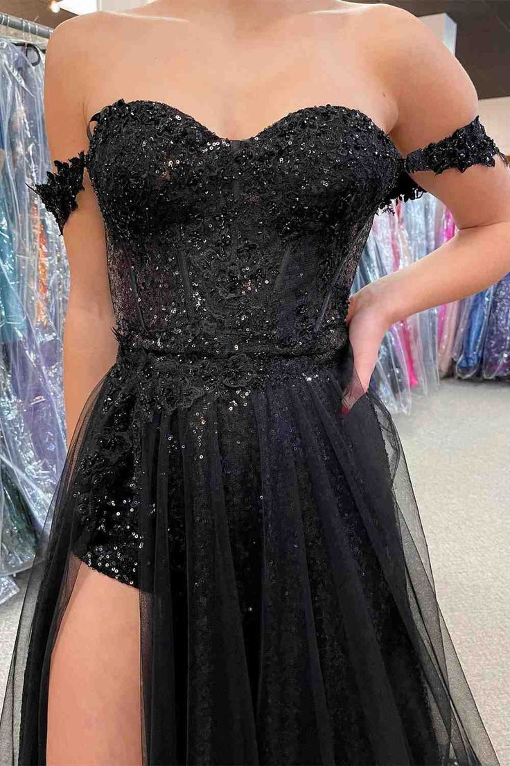 Off-Shoulder A-line Tulle Applique Long Prom Dress S3357
