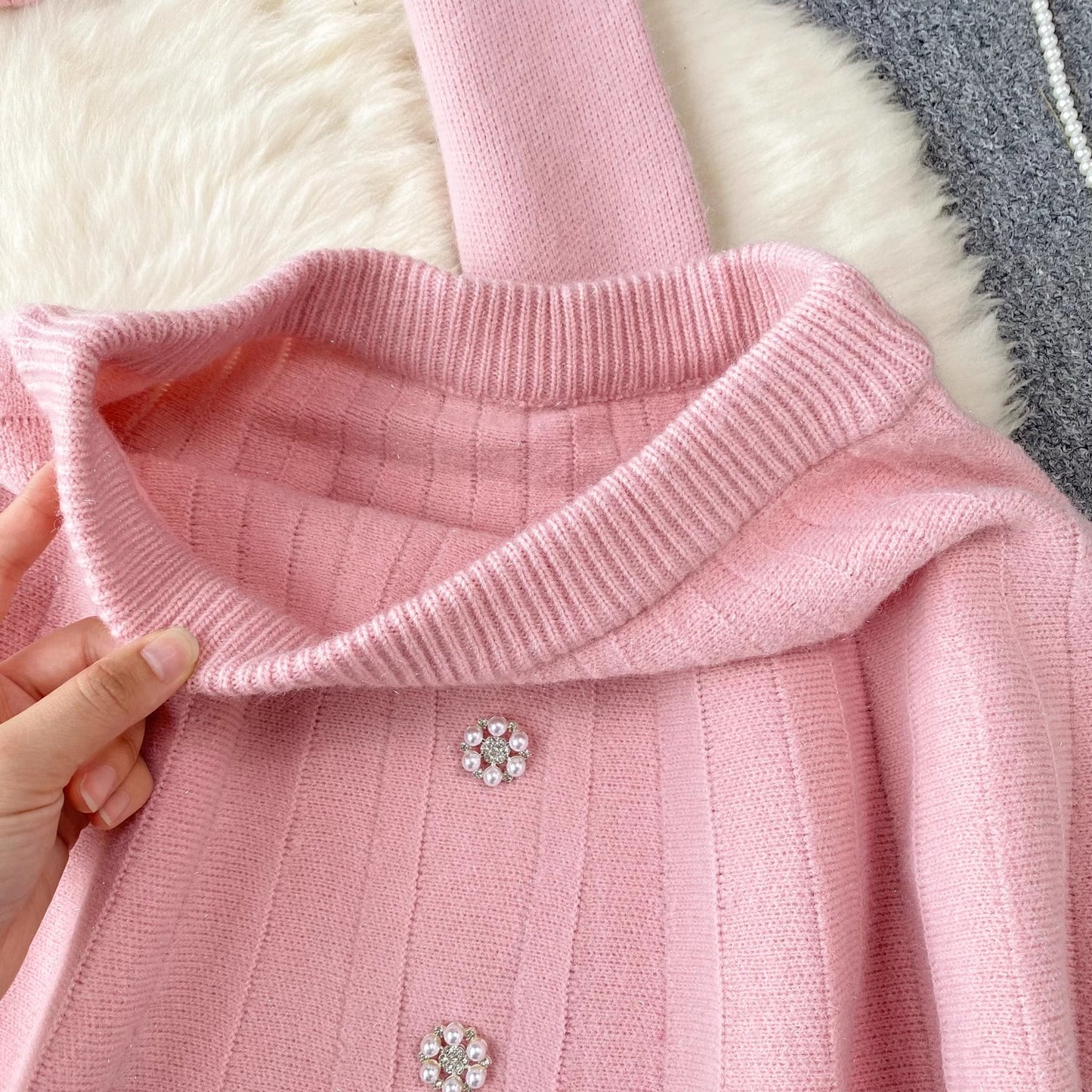 women's knitted cardigans, short skirts, two-piece skirts S4524