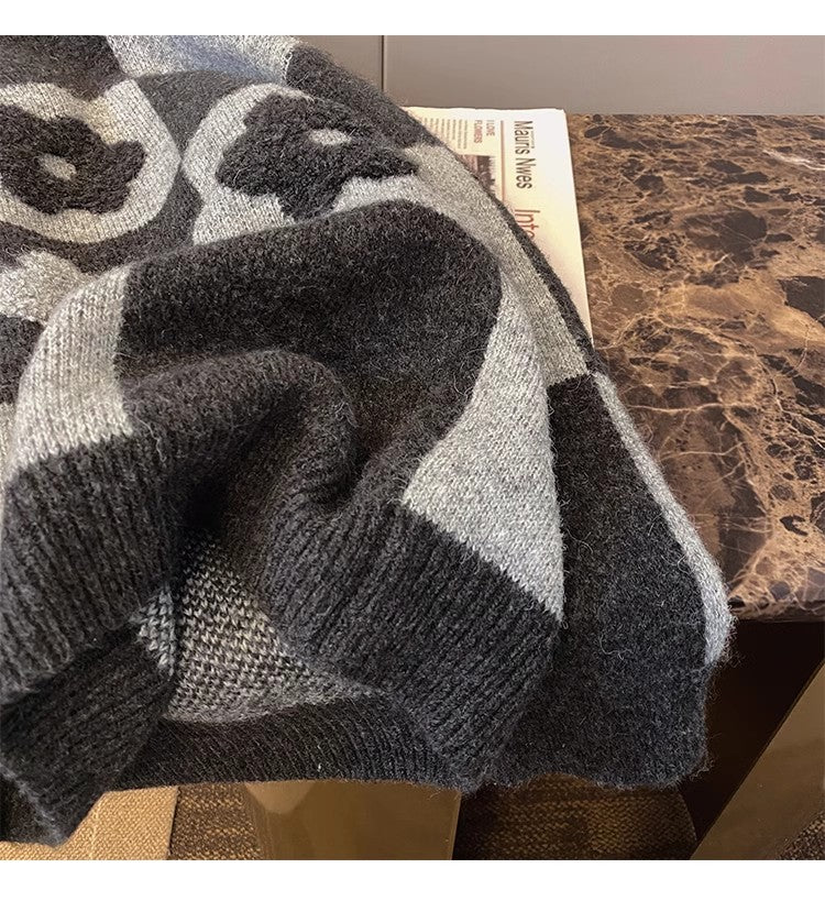 Retro flower embroidered round neck sweater for women long-sleeved sweater S4904