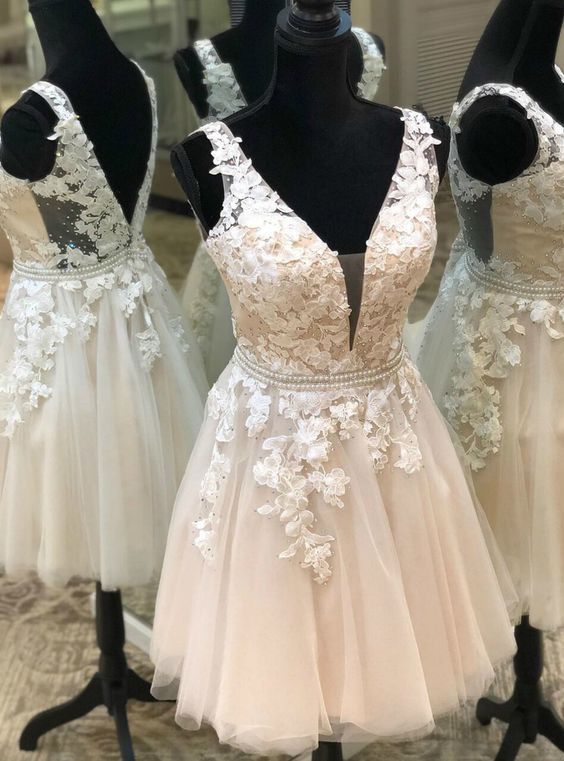 V Neck Lace Applique Backless Homecoming Short Party Dresses S3365