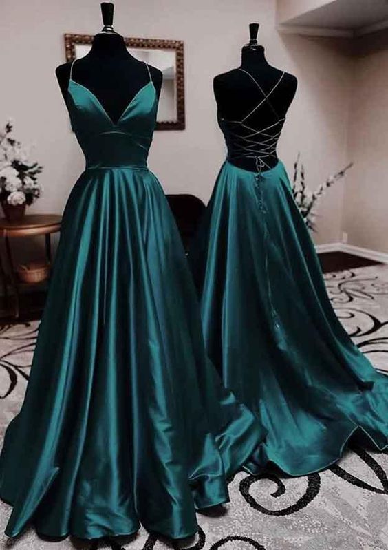 A-line V Neck Spaghetti Straps Long/Floor-Length Prom Dress With Pleated S3288
