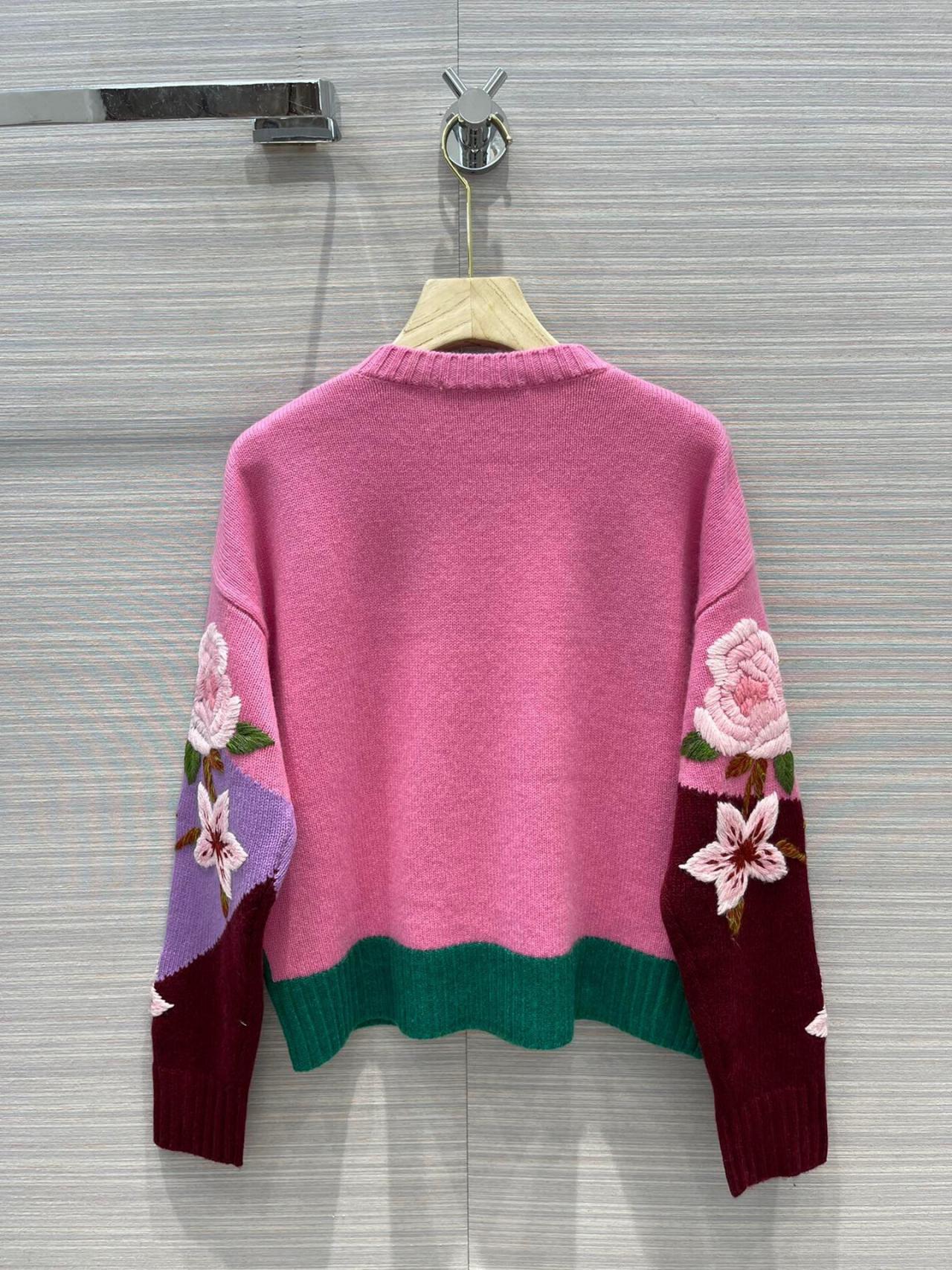 Lovely embroidered flowers long sleeve sweater S2513