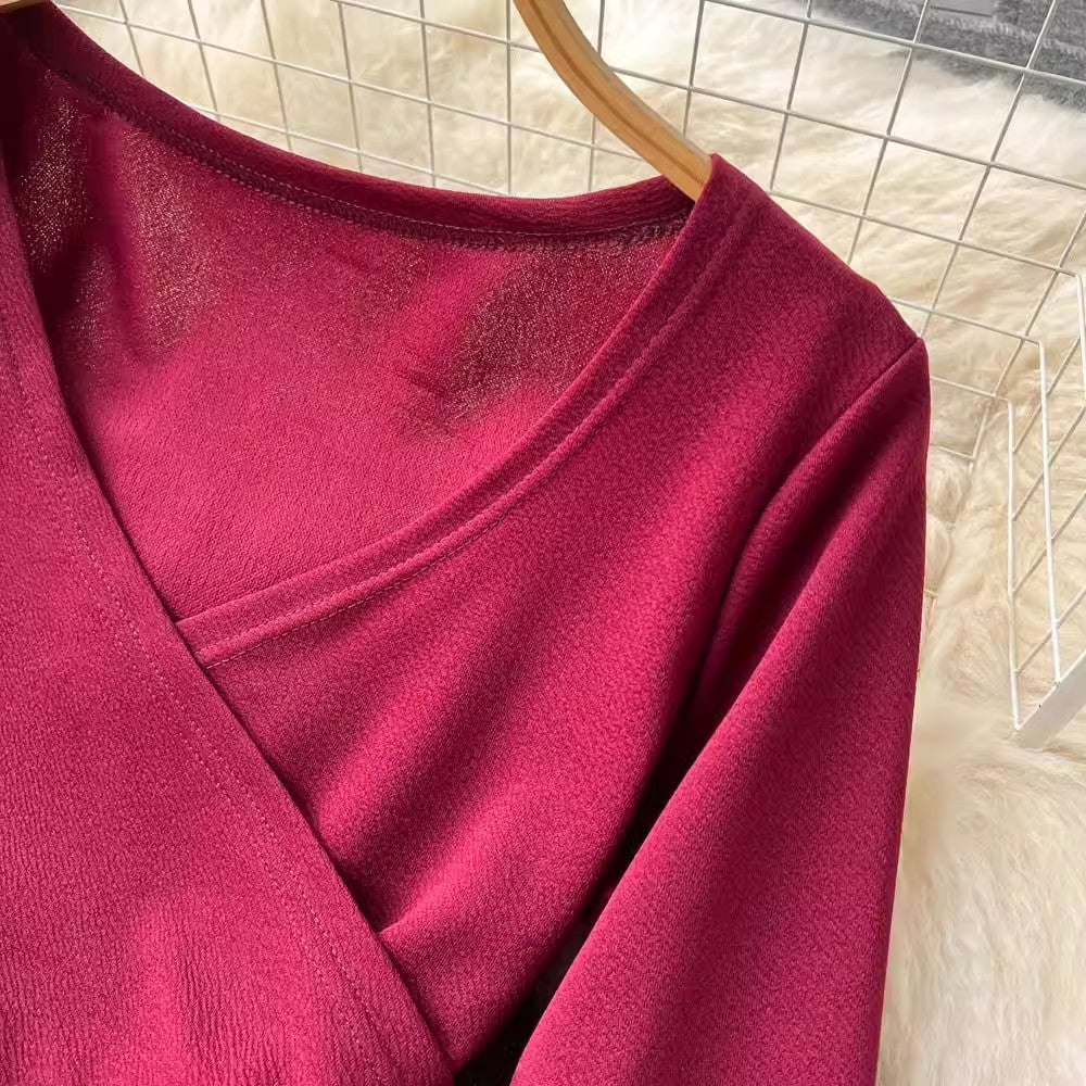 V-neck short bell sleeves sexy long-sleeved T-shirt women's chic tops S4589