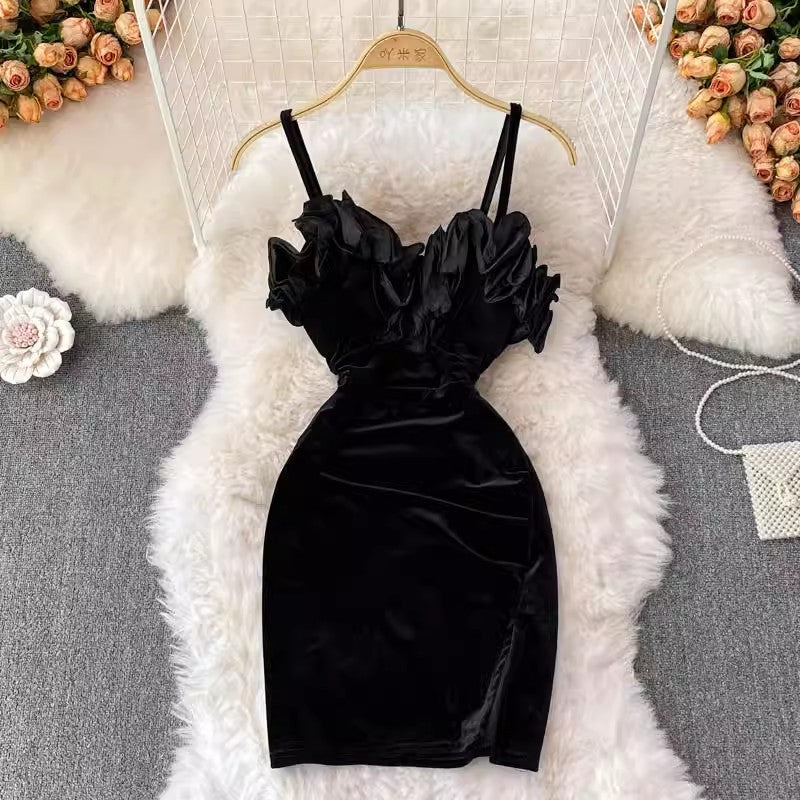 velvet deep V-neck strap dress S4431