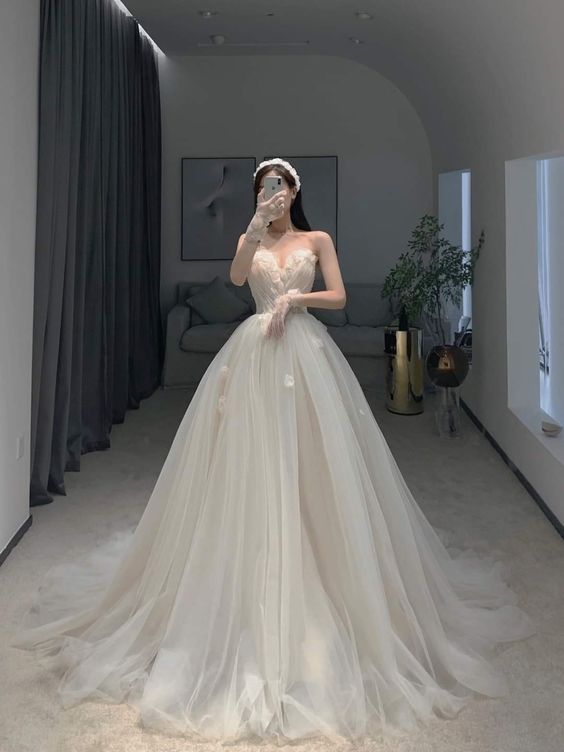 Popular Wedding Dresses, Newest Bridal Gowns, Elegant Wedding Dresses S2573
