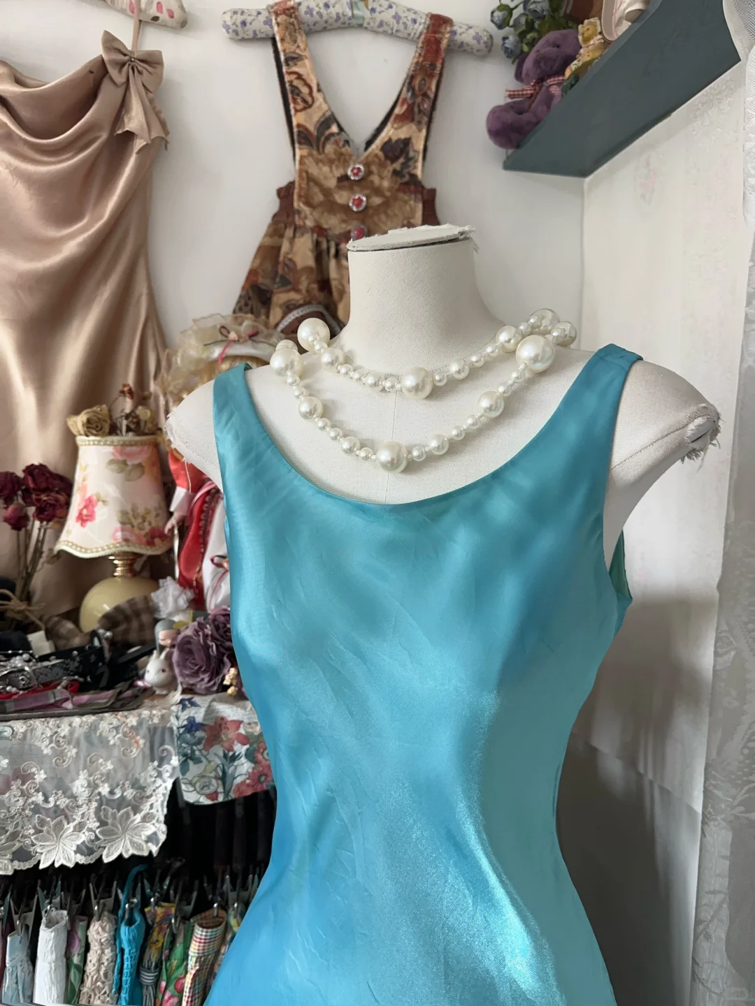 Lake blue sleeveless slim waist satin irregular skirt ball gown R6173