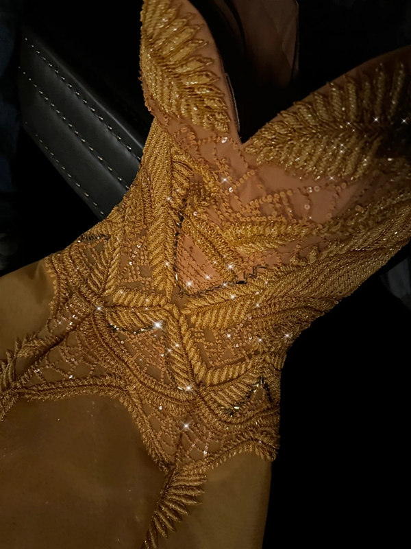 Mustard yellow halter-neck, fitted waist, full skirt, mid-length ball gown, bridal dress R8798