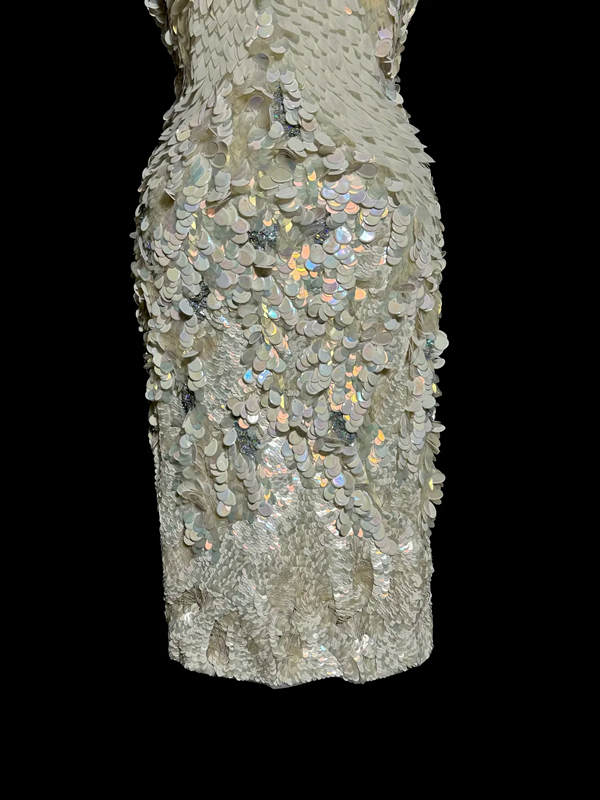 White sleeveless sequined fitted waist short ball gown R6612