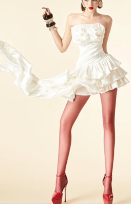White strapless, waist-cinching and form-fitting cake-hem short skirt homecoming dress R4512