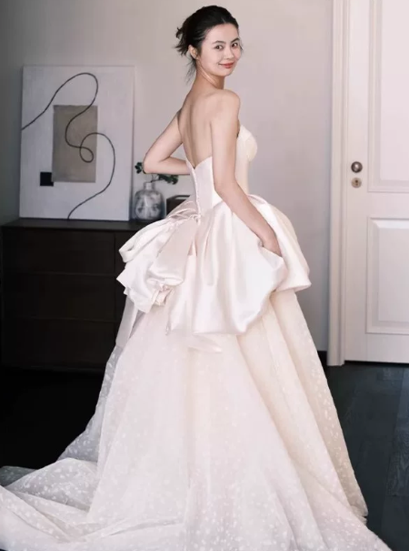 Elegant White A-Line Strapless Tulle Corset Maxi Wedding Dress RS962