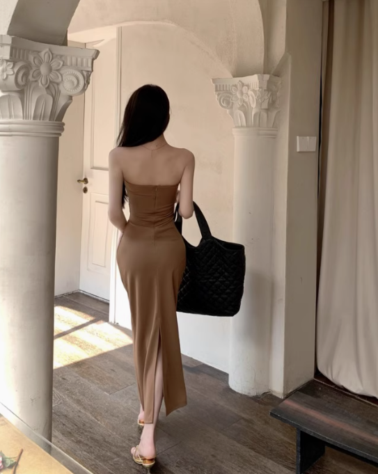 Sexy off-the-shoulder dress with elastic tube top and waist-hugging long skirt for hot girls R1507