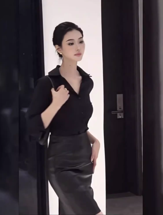 Large size French pure sexy black shirt intellectual style sister hip skirt suit R1837