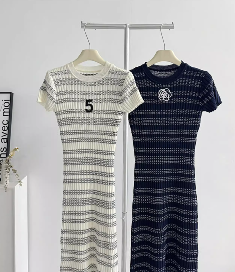 Round neck striped knitted dress for women 2025 summer small fragrance style medium long skirt R0288